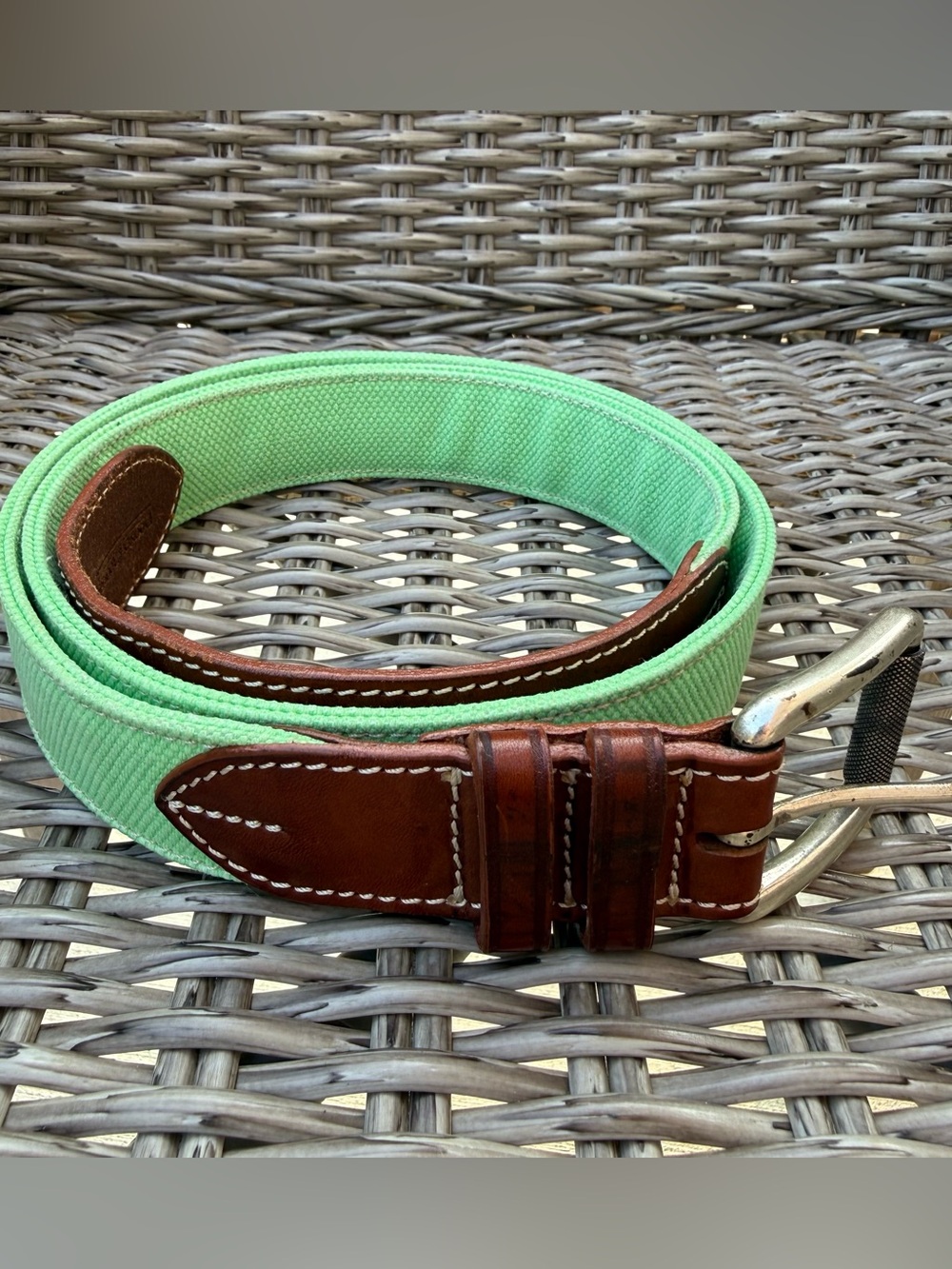 Dooney & Bourke Men’s Size 40 Green Canvas Brown Leather Belt Brass Buckle
